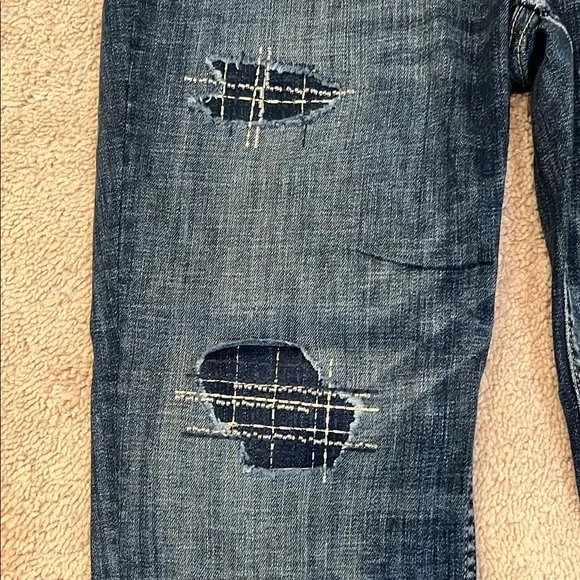 White House Black Market distressed slim ankle jeans - Picture 3 of 8
